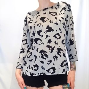 Effeti Moda Grey & Black Leopard Print Blouse.